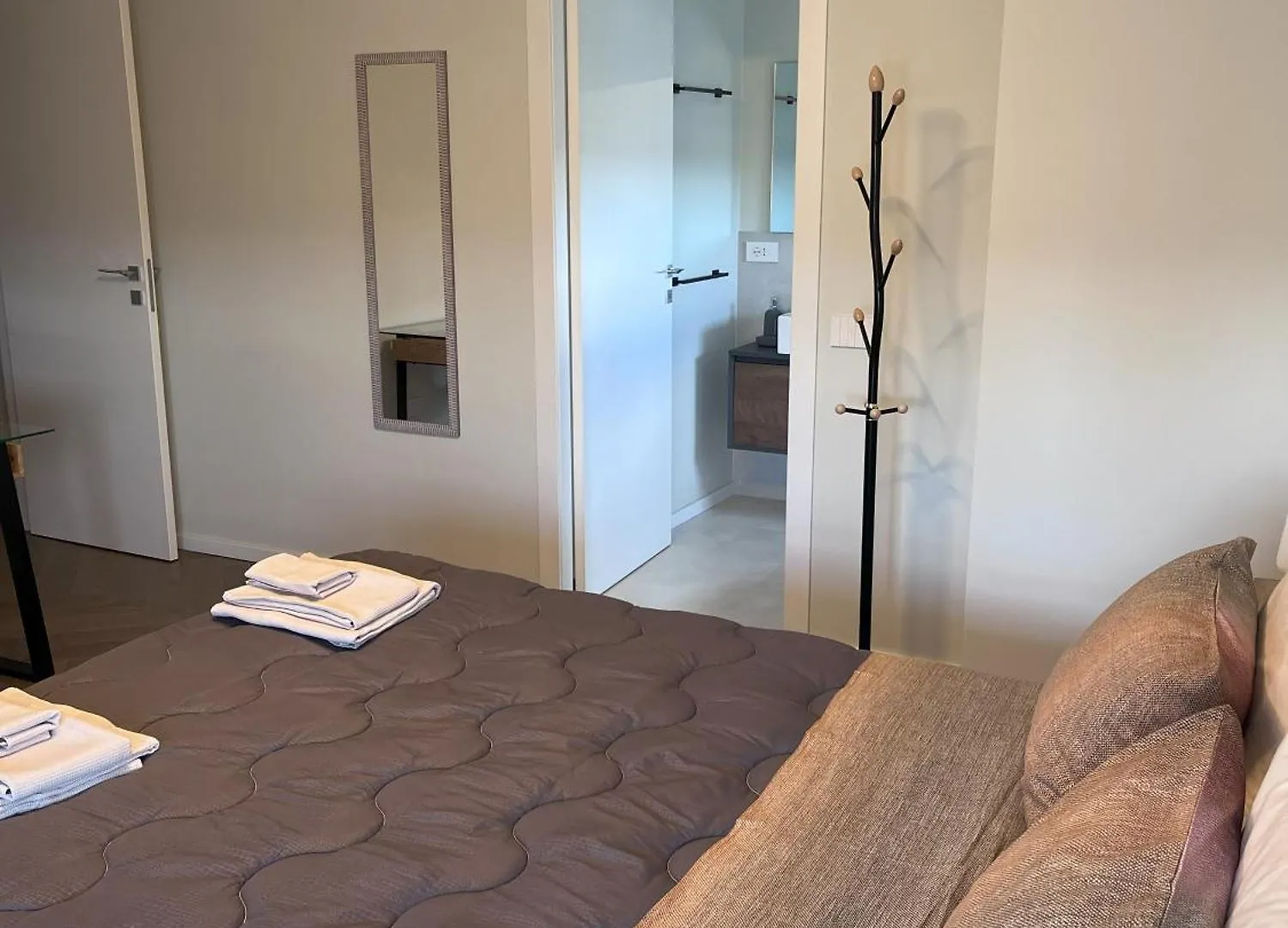 Apartment Le Ballerine Di Silvana - Panoramico E Luminoso Busto Arsizio Italy